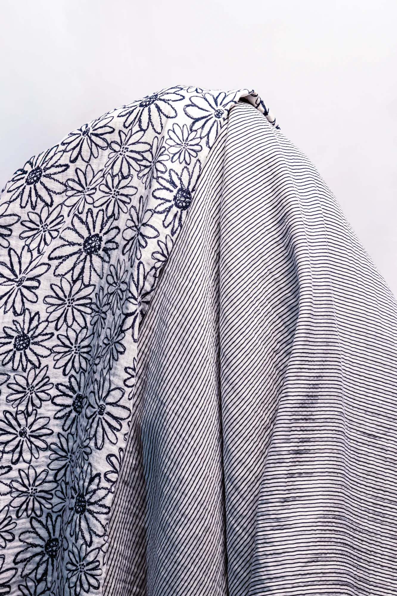 Premium Cotton BLANKET-Blooming Blue Flowers 3