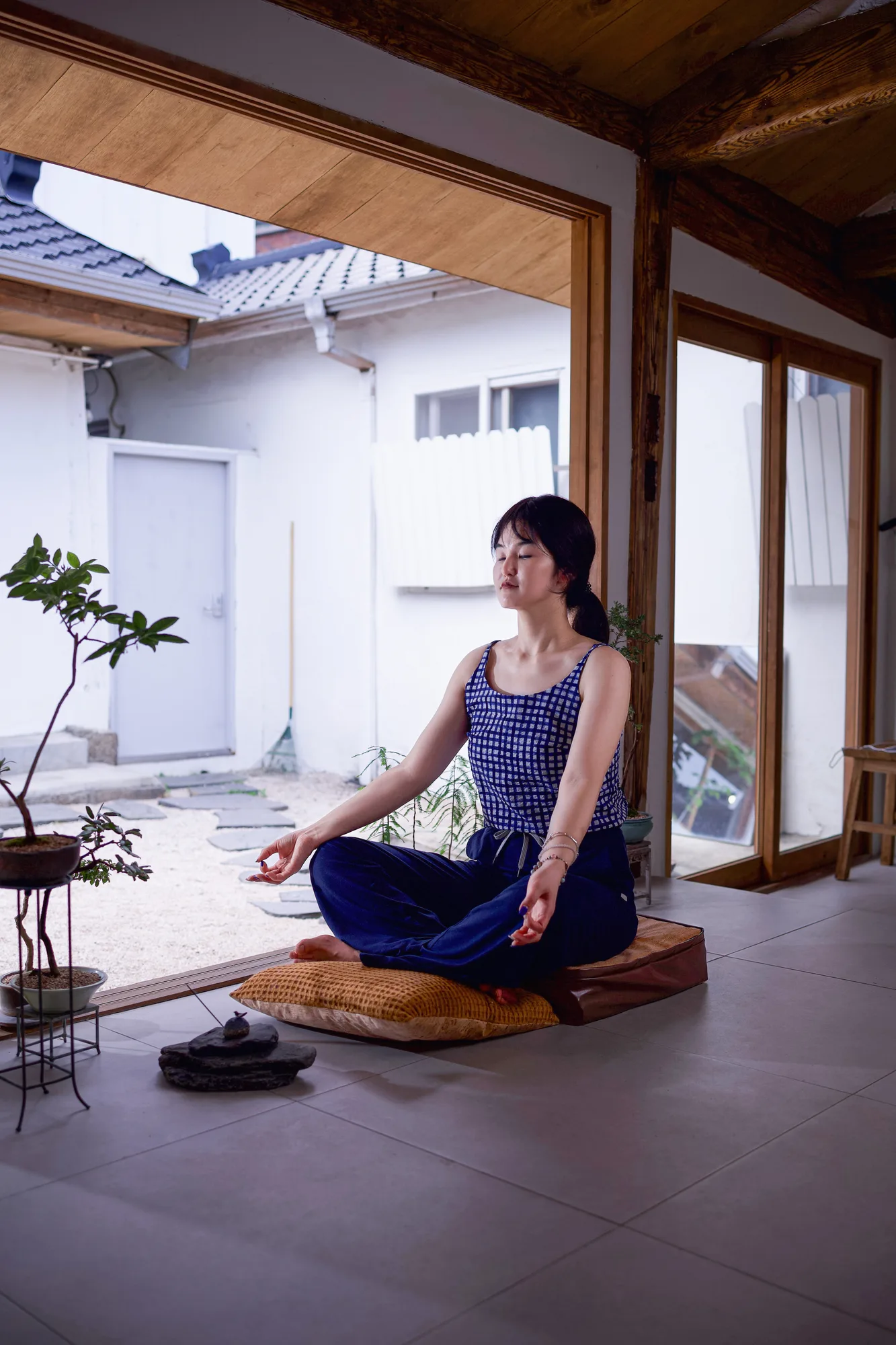 SOOM MEDITATION CUSHION 4
